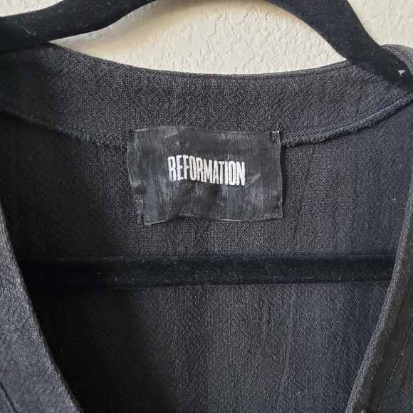 Reformation black lace up crop top - Picture 3 of 5